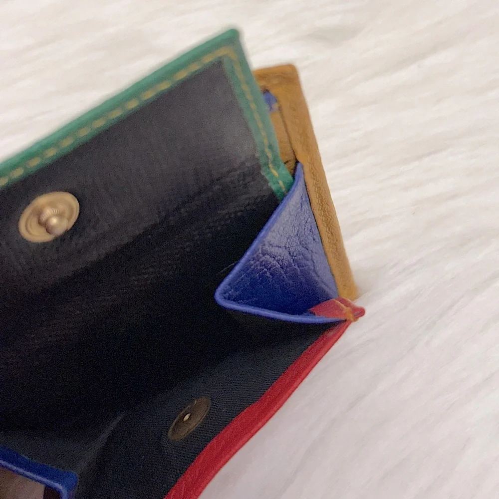 UNITED COLORS OF BENETTON - RED ORANGE YELLOW GREEN BLUE PURPLE BIFOLD WALLET
